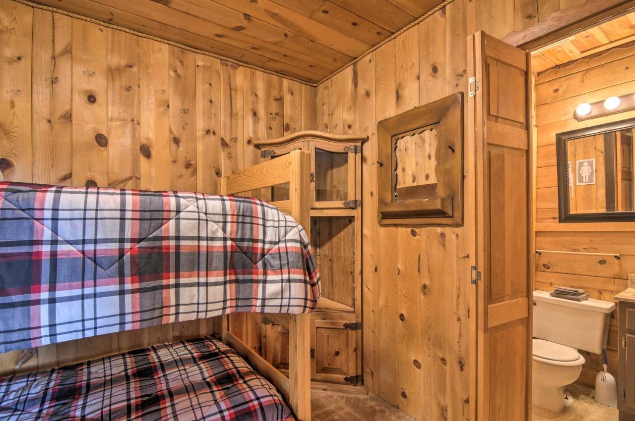 Pet-Friendly Duck Creek Village Retreat With Deck! Exterior foto